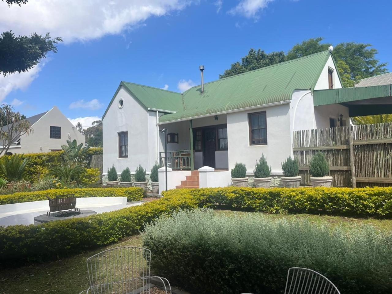 Hotel Aan De Bergen à Swellendam Extérieur photo