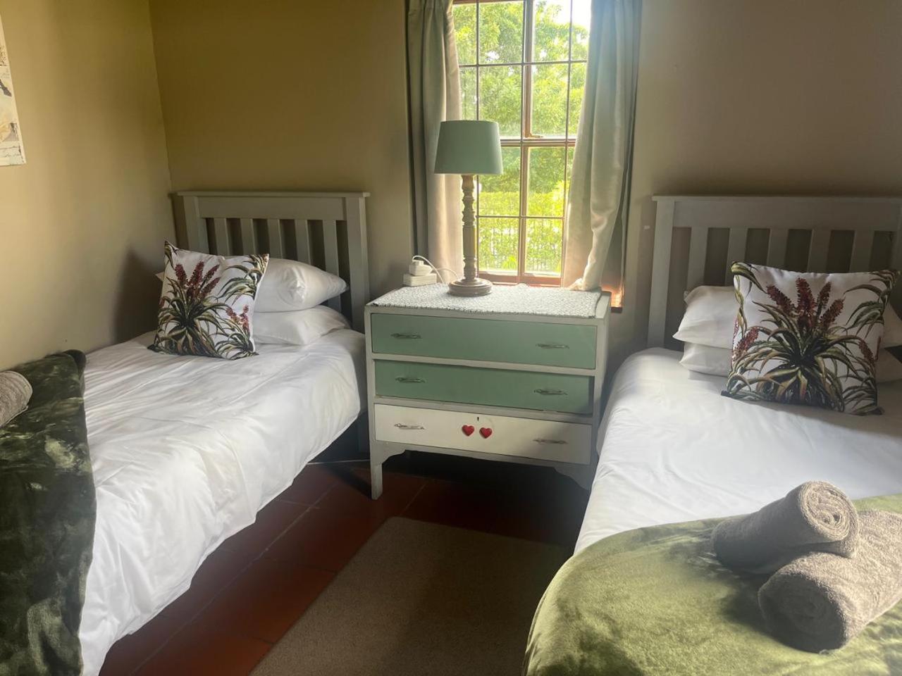 Hotel Aan De Bergen à Swellendam Extérieur photo